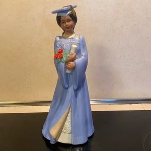 Graduate statuette